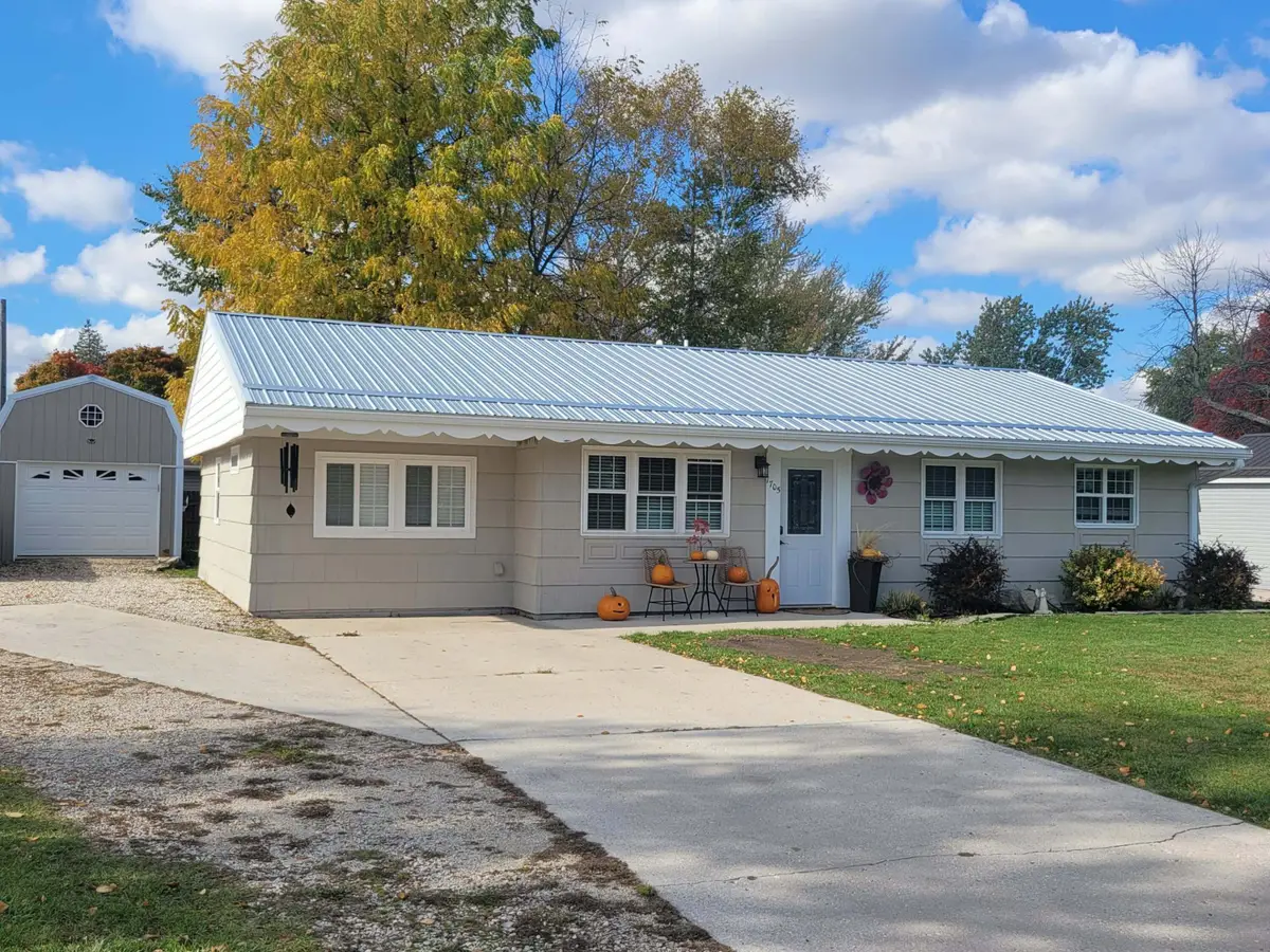 1705 Mason St, New Holstein, WI 53061 - Image #1