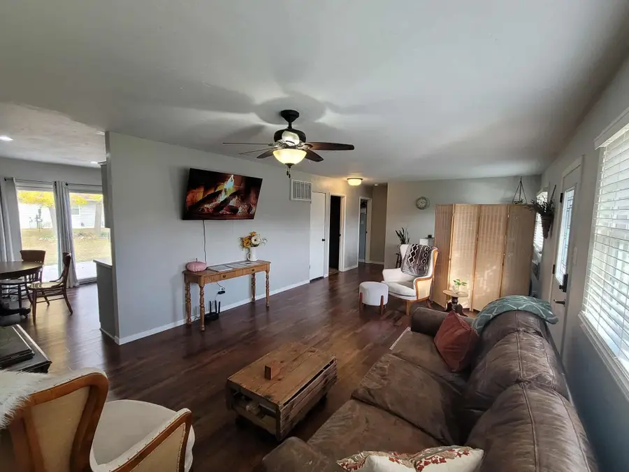 1705 Mason St, New Holstein, WI 53061 - Image #2