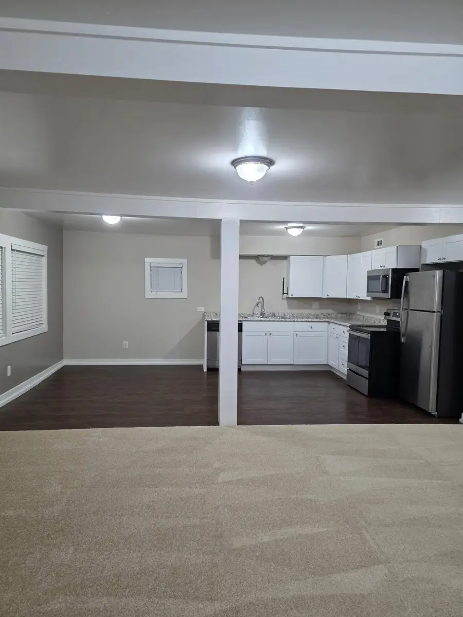 14220 Ranch Rd, Brookfield, WI 53005 - Image #3