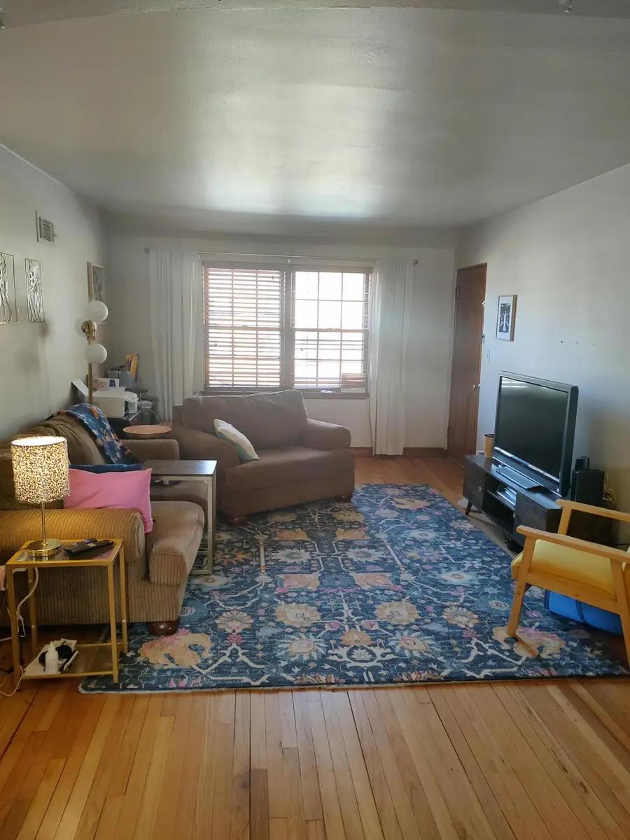 6533 W Center St, Wauwatosa, WI 53210 - Image #3