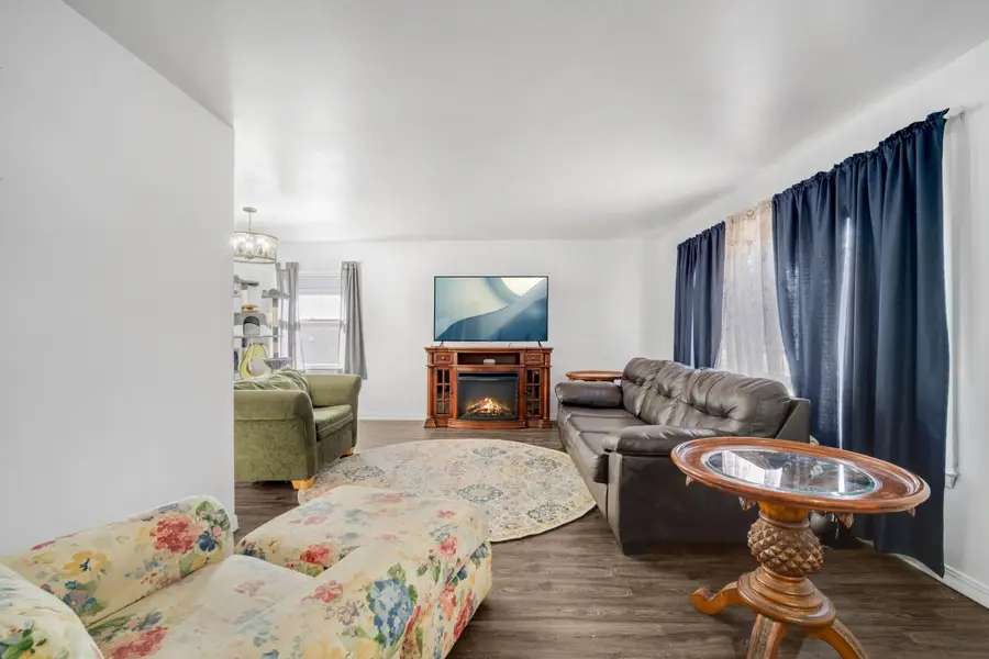 5954 S Indiana Ave, Cudahy, WI 53110 - Image #3