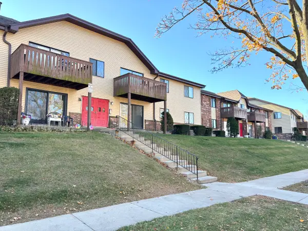 6011 W Port Ave, Milwaukee, WI 53223