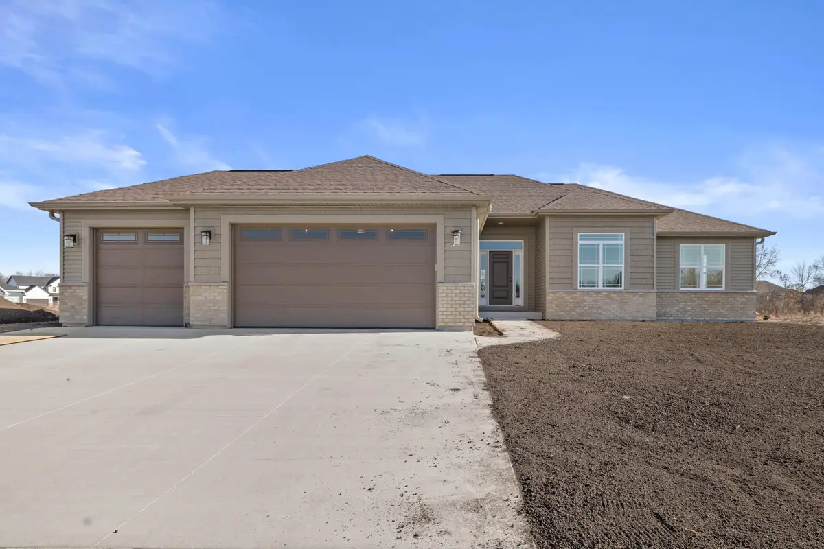 339 York St, Union Grove, WI 53182 - Image #1