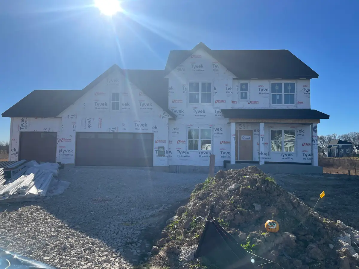 W221N4524 Timber Ct, Pewaukee, WI 53072 - Image #1