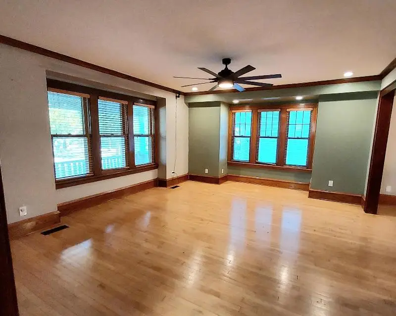 3905 N Farwell Ave, Shorewood, WI 53211 - Image #3