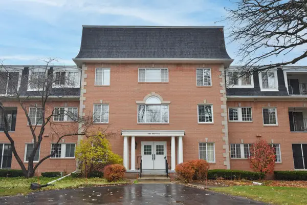 12990 W Bluemound Rd, Elm Grove, WI 53122