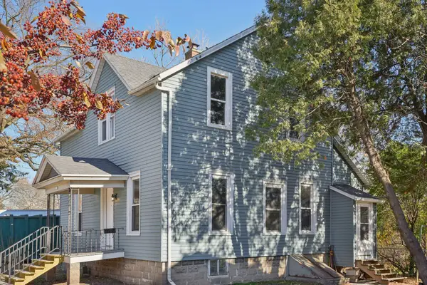 1116 Nebraska St, Oshkosh, WI 54902