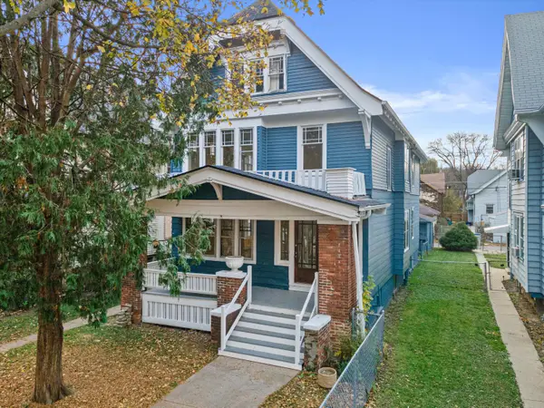 2761 N 39th St, Milwaukee, WI 53210