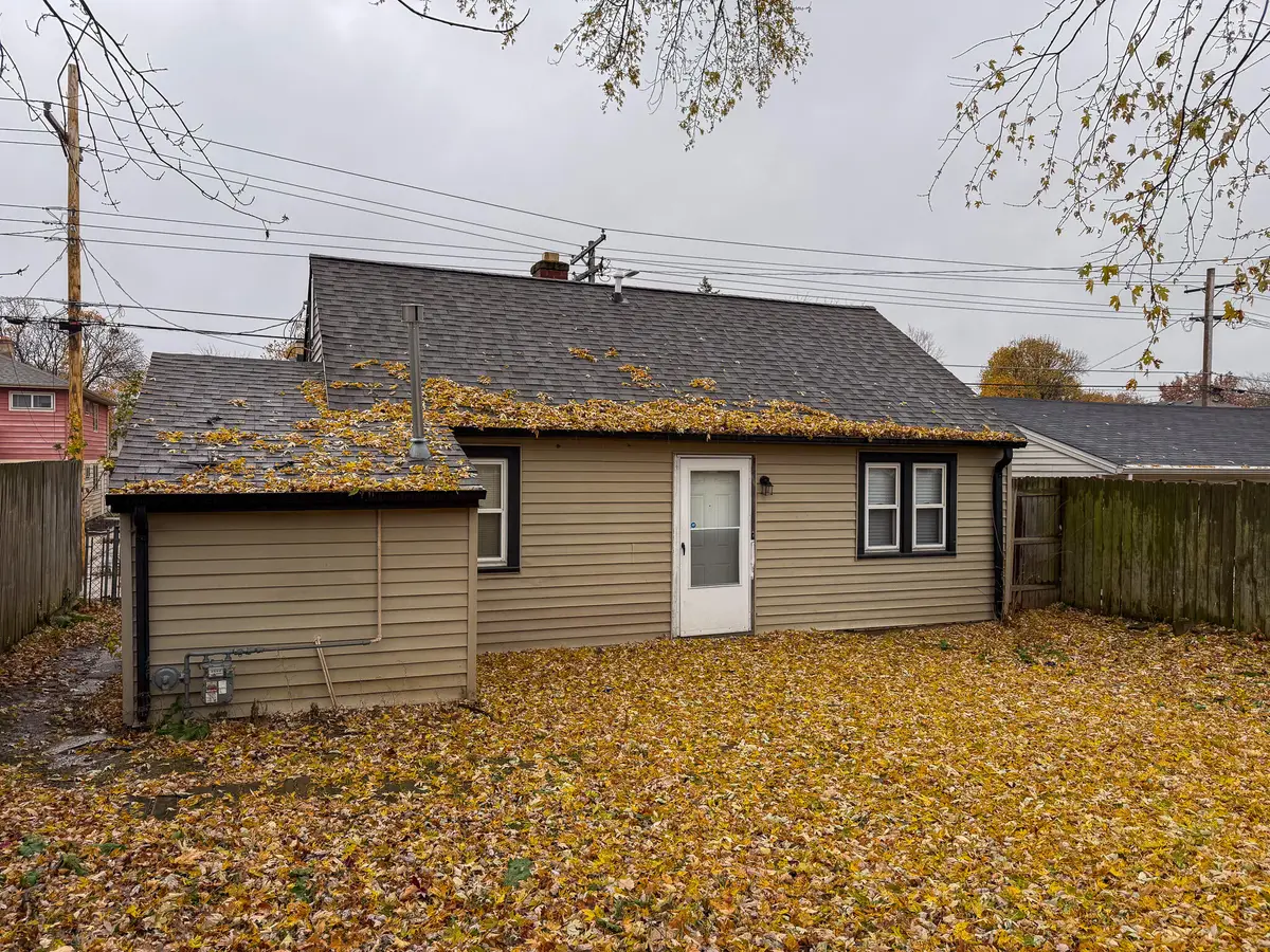 4268 N 69th St, Milwaukee, WI 53216 - Image #1