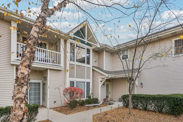 6170 Walnut Ln, Cudahy, WI 53110