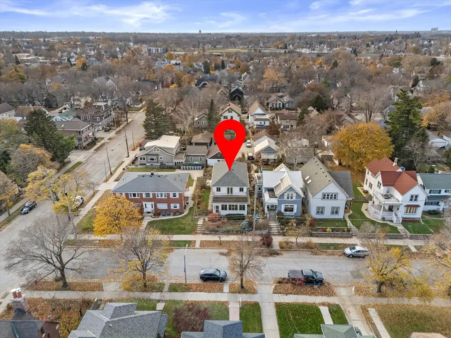 2739 S Shore Dr, Milwaukee, WI 53207 - Image #2
