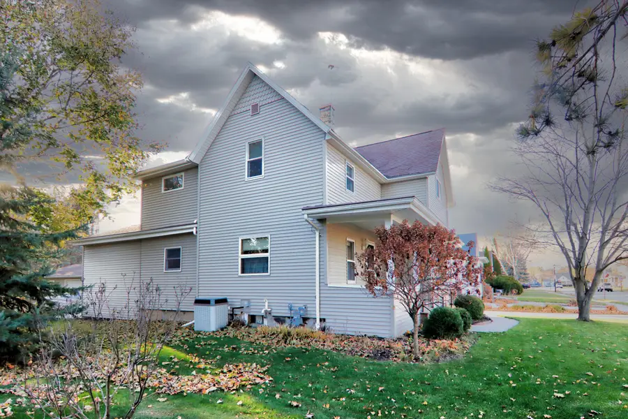 431 Schwartz St, Plymouth, WI 53073 - Image #2