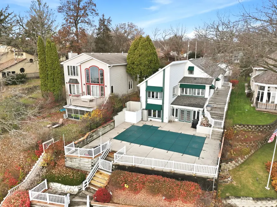 W949 Miramar Dr, East Troy, WI 53120 - Image #2