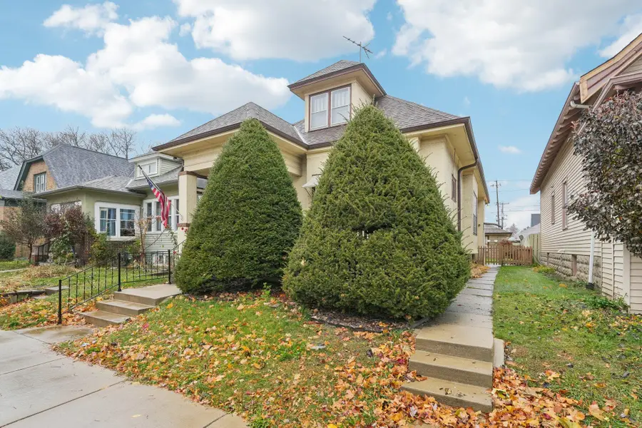 2918 W Greenfield Ave, Milwaukee, WI 53215 - Image #2