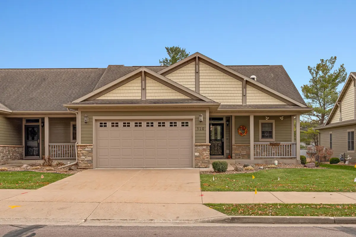 510 Green Coulee Rd, Onalaska, WI 54650 - Image #1