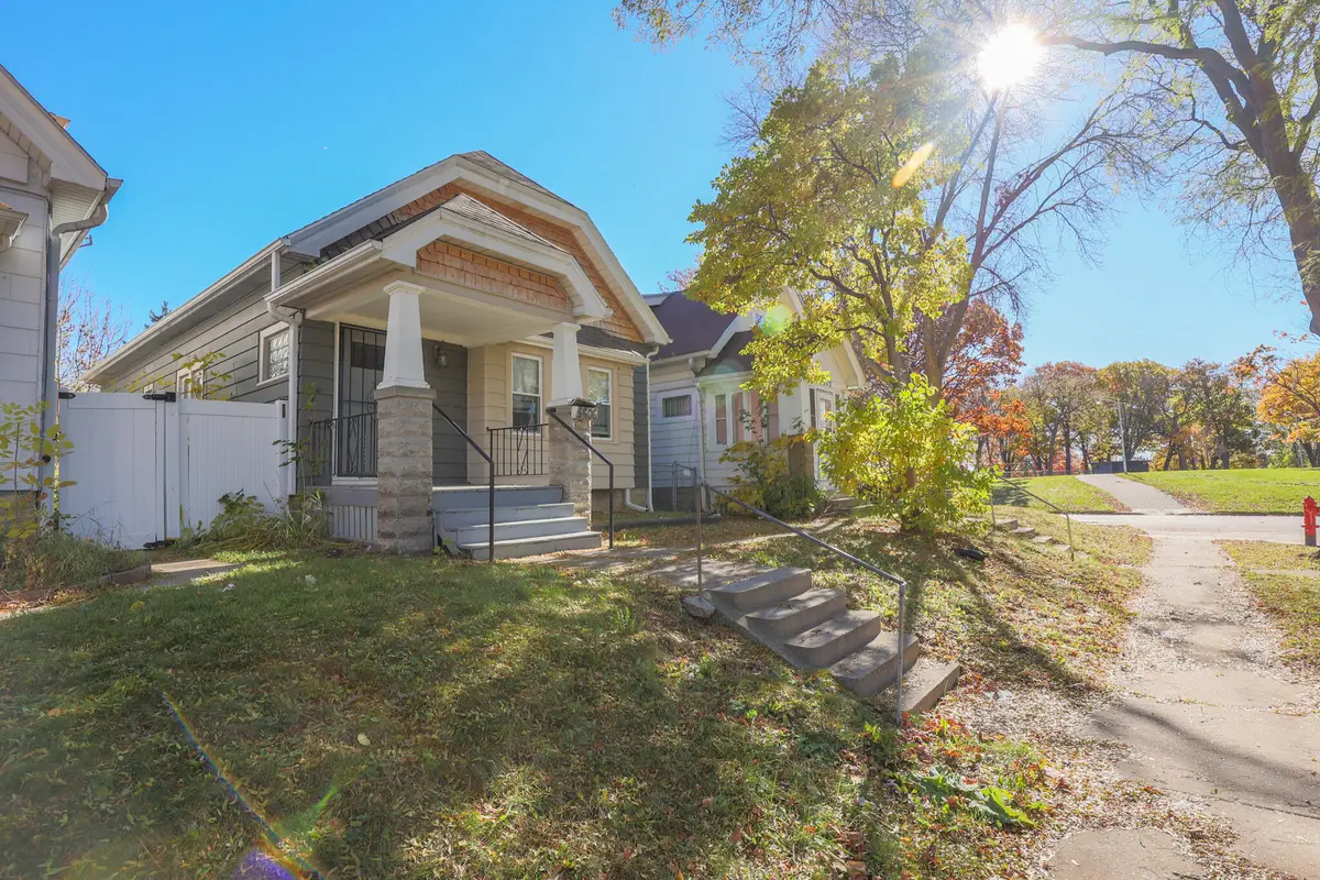 5506 N 34th St, Milwaukee, WI 53209 - Image #1