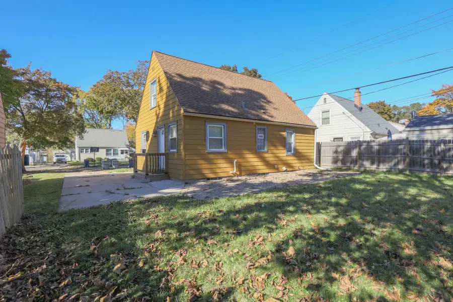 5728 N 57th St, Milwaukee, WI 53218 - Image #2