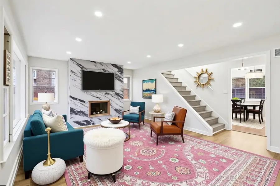 3347 S 47th St, Greenfield, WI 53219 - Image #2