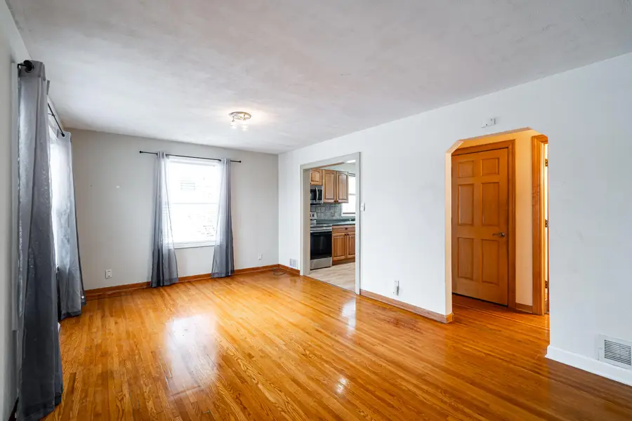 383 W Loos St, Hartford, WI 53027 - Image #3