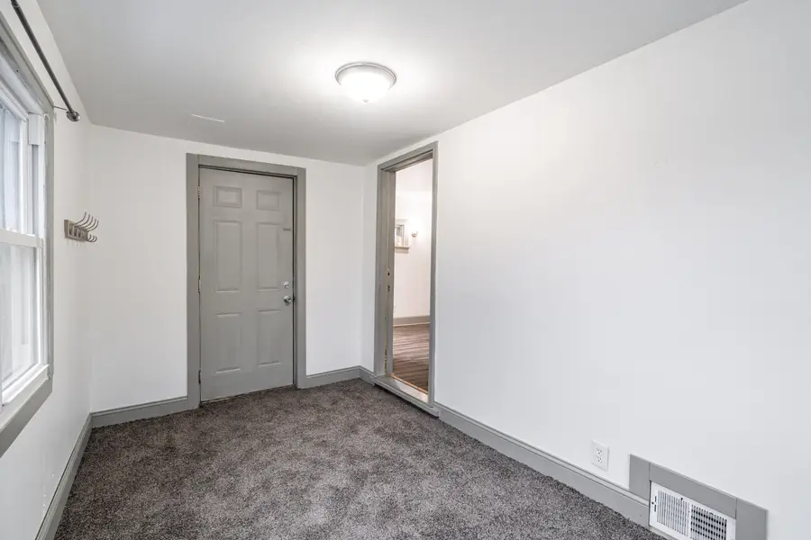 3405 W Wilbur Ave, Greenfield, WI 53221 - Image #3