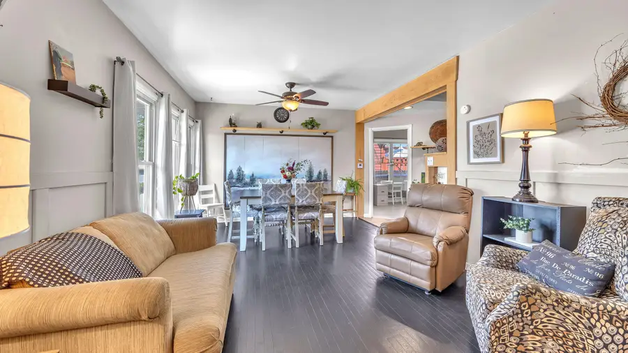 230 Giddings Ave, Sheboygan Falls, WI 53085 - Image #3