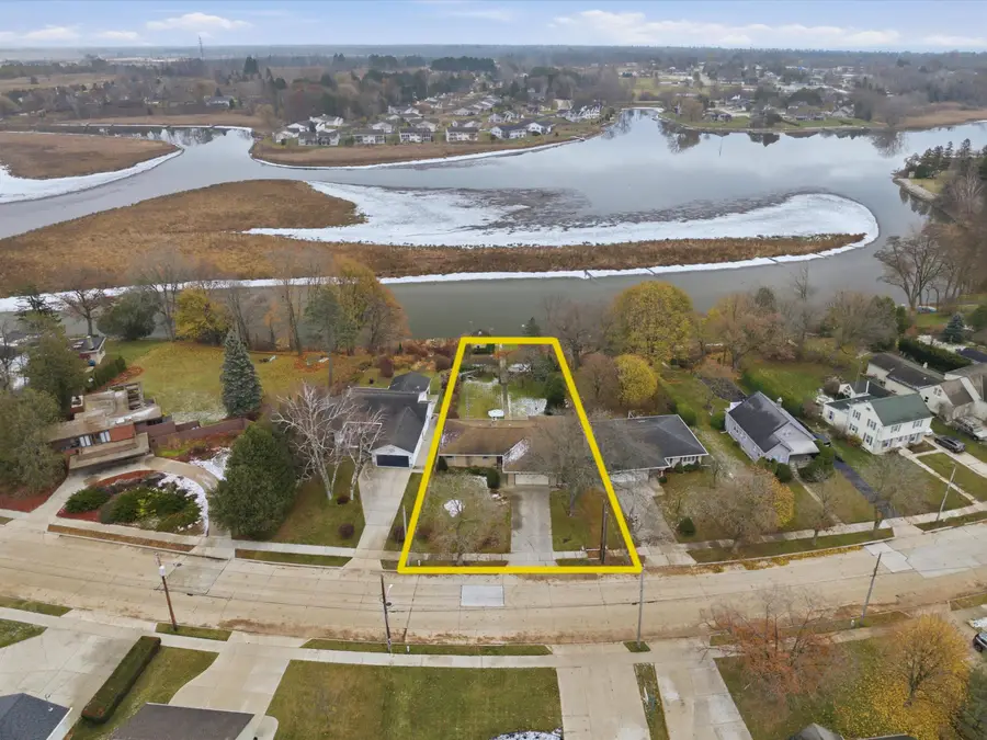 3415 Adams St, Two Rivers, WI 54241 - Image #2