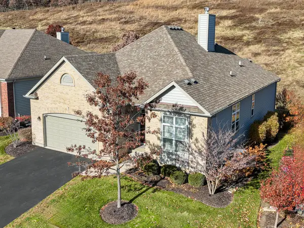 112 Lake Vista Cir, Fontana, WI 53125