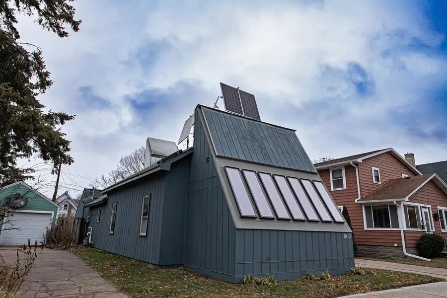 1010 7th St W, Winona, MN 55987 - Image #2