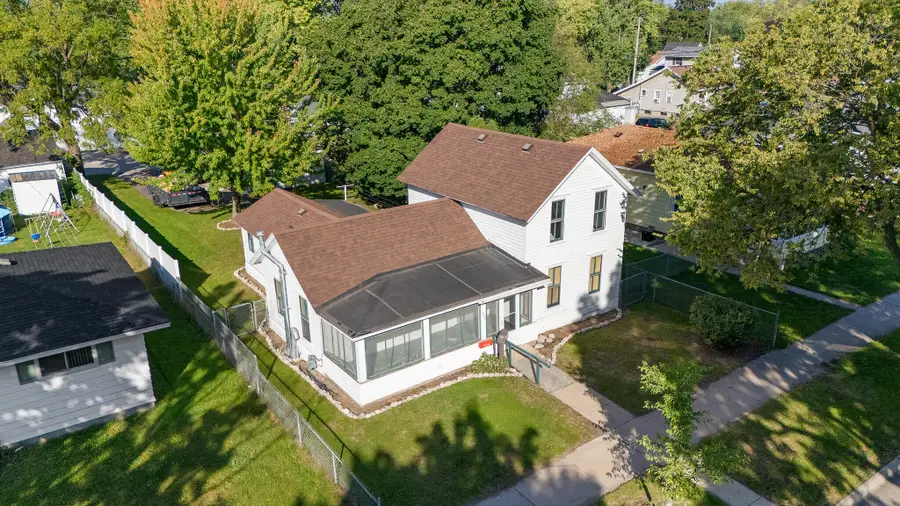 1633 Liberty St, La Crosse, WI 54603 - Image #2