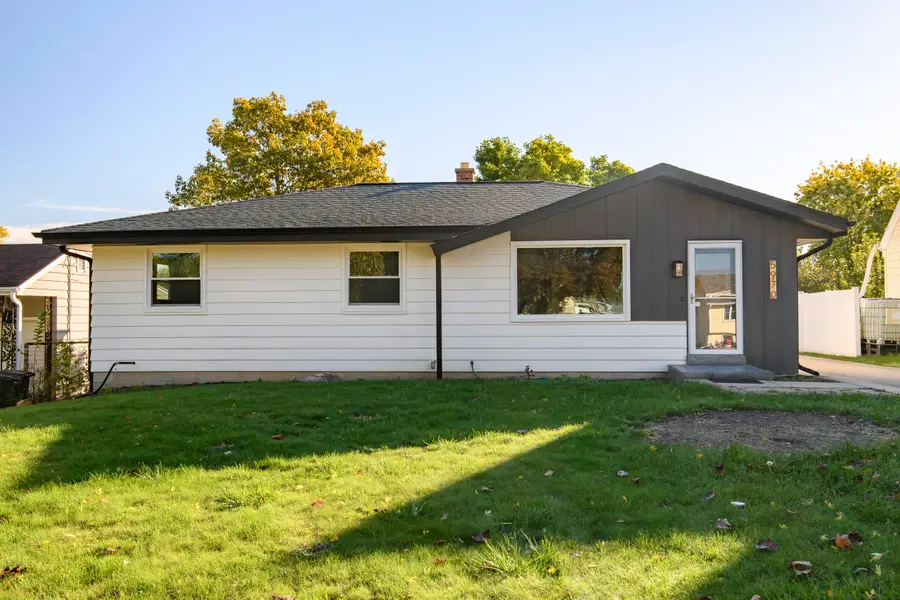 5970 S 34th St, Greenfield, WI 53221 - Image #2