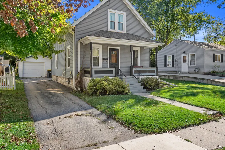 1471 Cleveland Ave, Waukesha, WI 53186 - Image #2