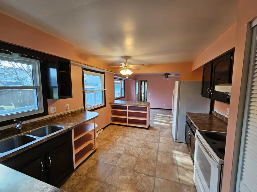 1305 Endl Blvd, Fort Atkinson, WI 53538 - Image #3