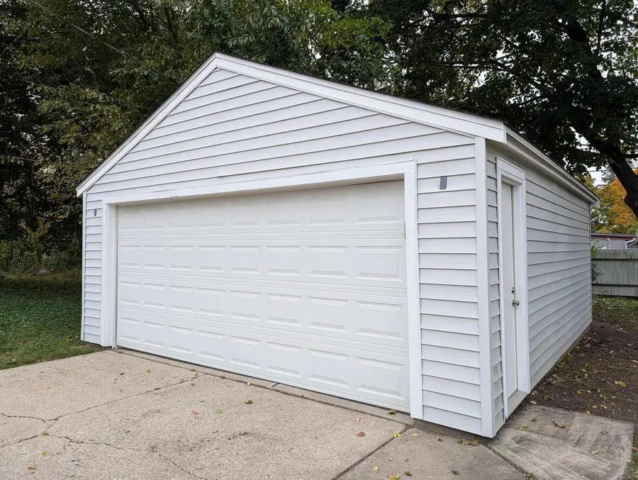 3233 S 55th St, Milwaukee, WI 53219 - Image #3