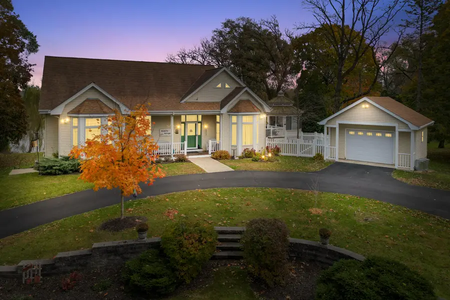 S87W29868 Leppin Ct, Mukwonago, WI 53149 - Image #2