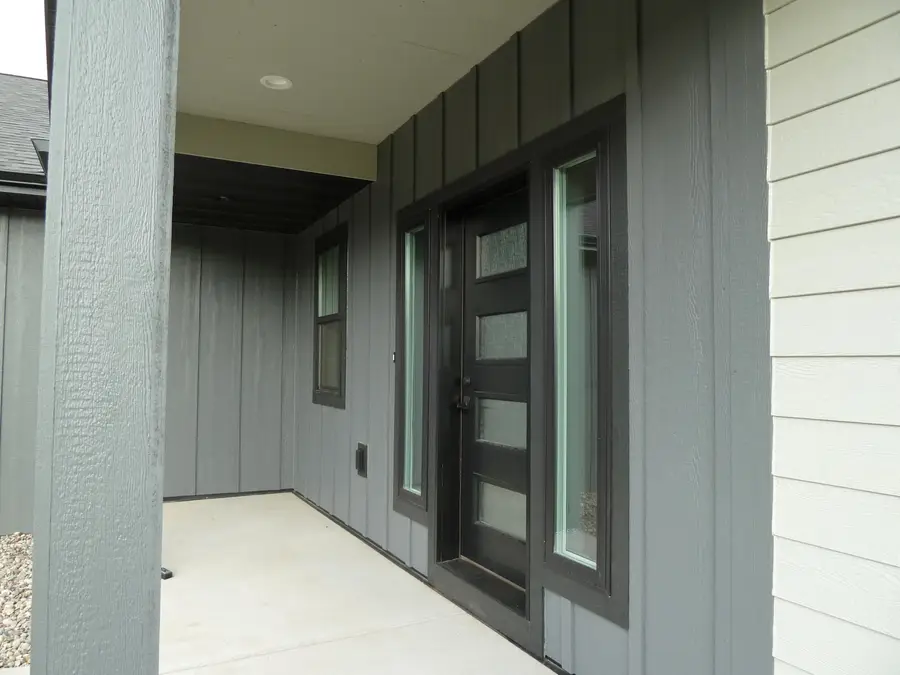 717 Tamarack Trl, Holmen, WI 54636 - Image #3