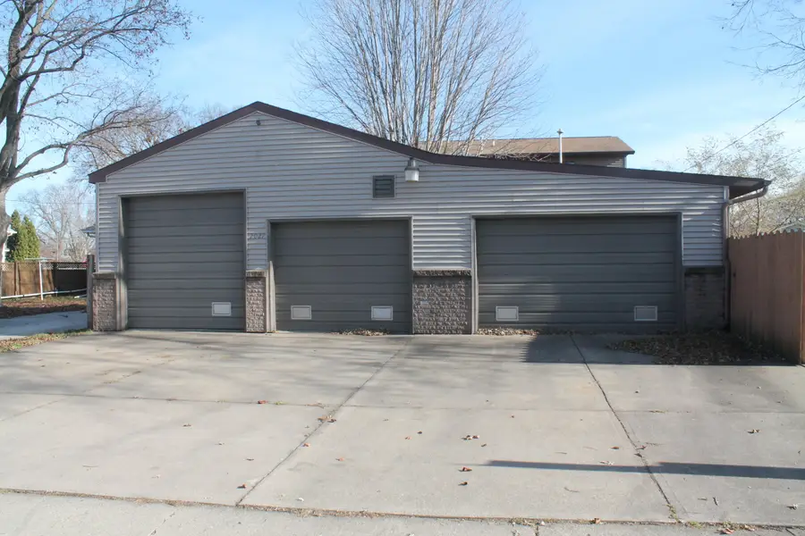 2027 Charles St, La Crosse, WI 54603 - Image #2