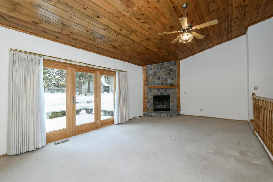 W180N9890 Riversbend Cir W, Germantown, WI 53022 - Image #3