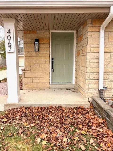 4067 N 98th St, Wauwatosa, WI 53222 - Image #2
