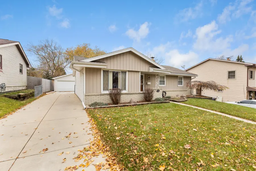 5865 S Delaware Ave, Cudahy, WI 53110 - Image #2