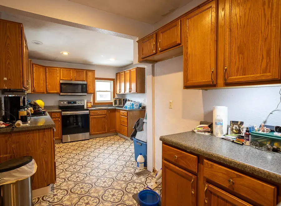 812 E Cady St, Watertown, WI 53094 - Image #2