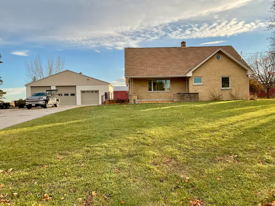 W1415 County Road Mm, Mosel, WI 53015 - Image #2