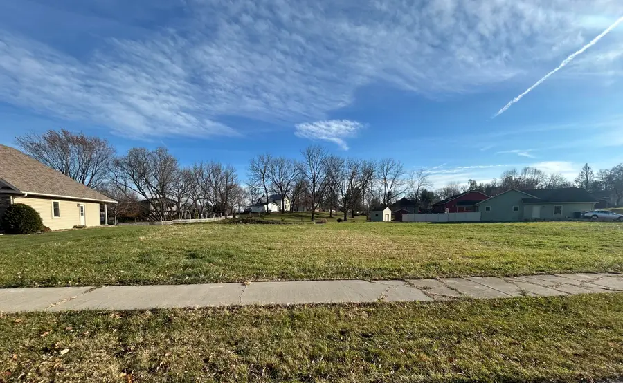 525 Dewitt St, Sparta, WI 54656 - Image #2