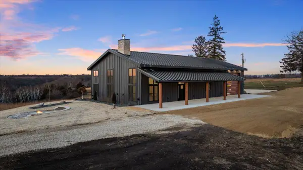 N23415 Oak Ridge Dr, Arcadia, WI 54630