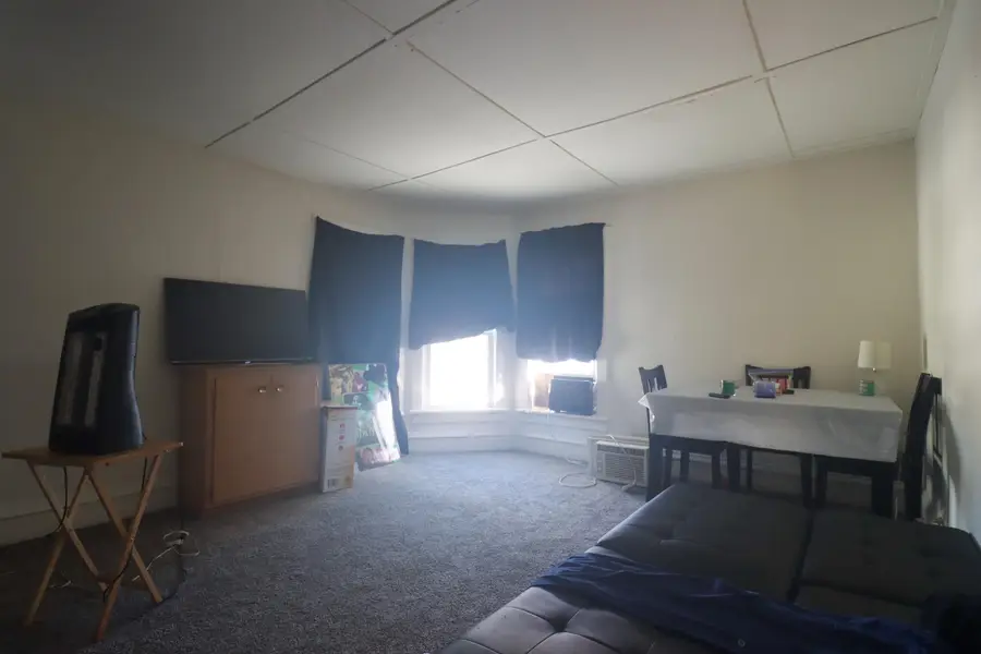 1819 W 6th St, Racine, WI 53404 - Image #2