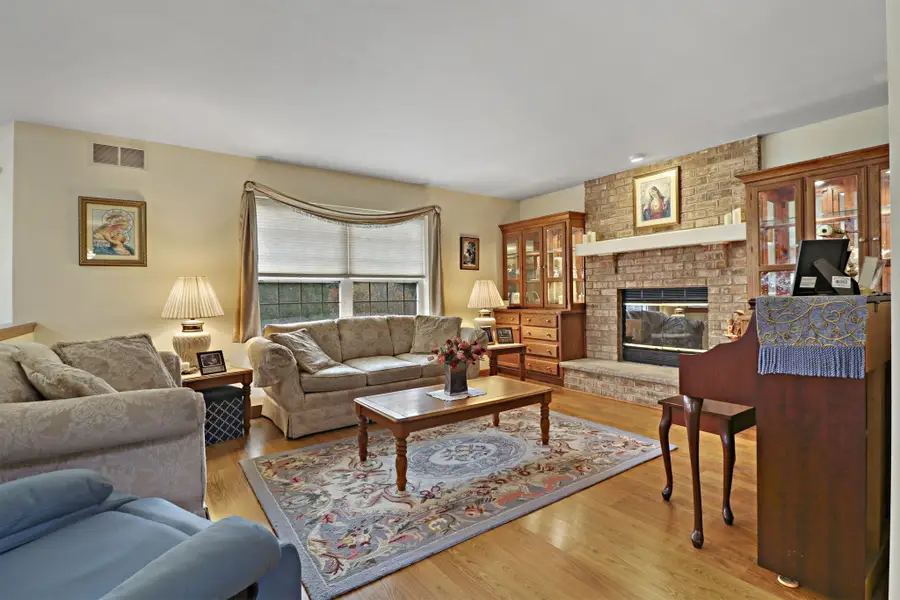 6457 Norfolk Ln, Mount Pleasant, WI 53406 - Image #3