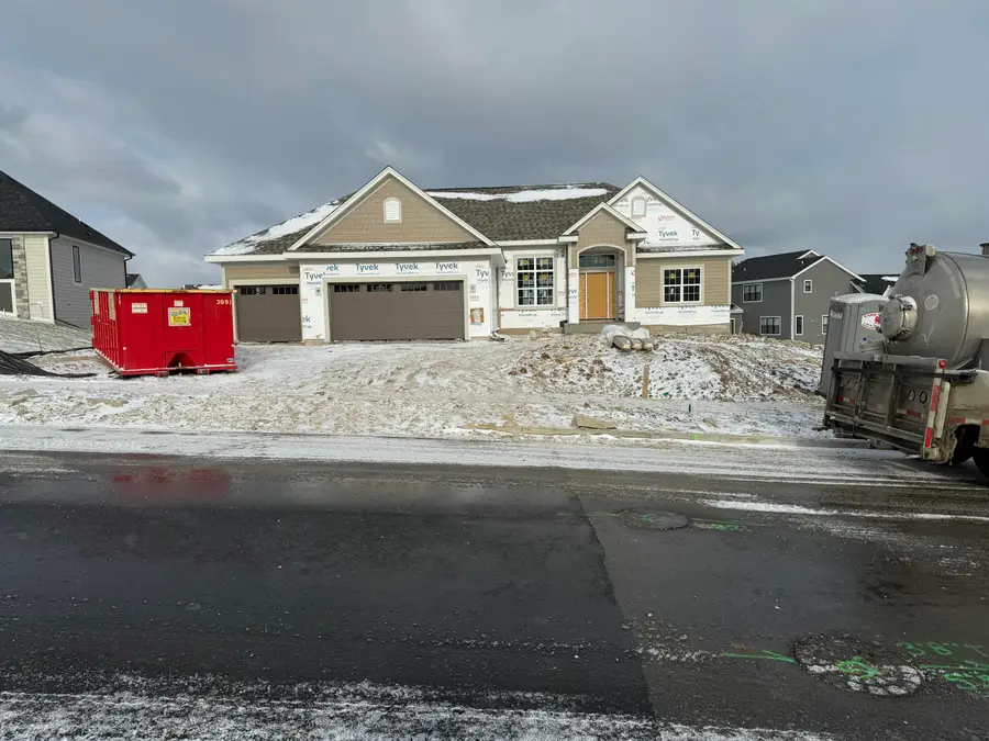 N56W20728 Carnoustie Way, Menomonee Falls, WI 53051 - Image #2