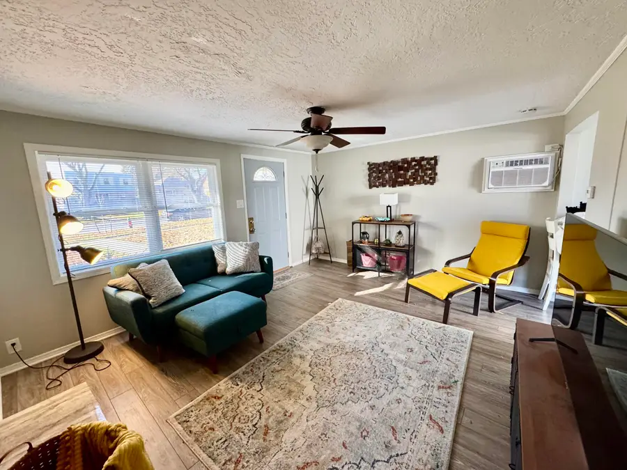 3240 N 84th St, Milwaukee, WI 53222 - Image #2