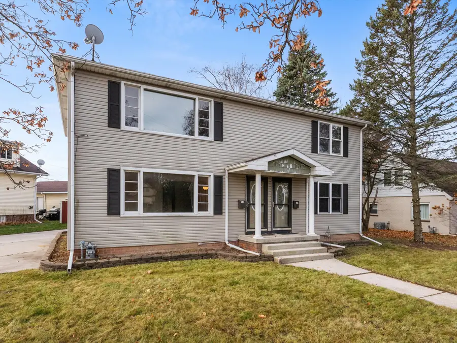 1101 Nagle Ave, Manitowoc, WI 54220 - Image #2