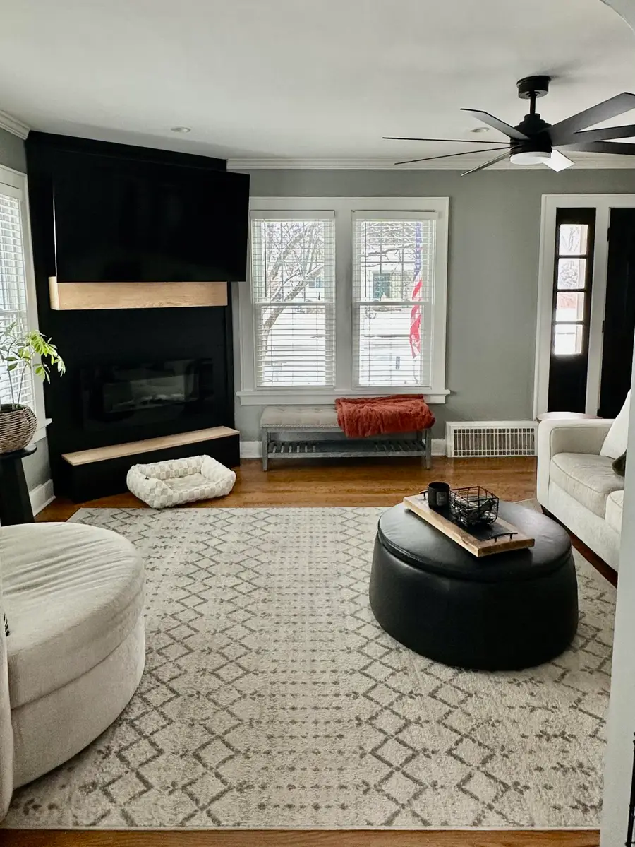 613 E Washington Ave, Oconomowoc, WI 53066 - Image #3