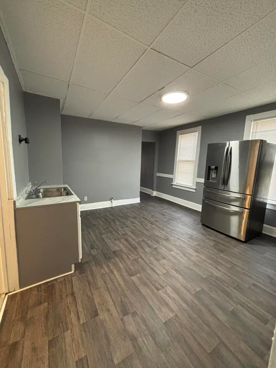 2823 N 28th St, Milwaukee, WI 53210 - Image #2